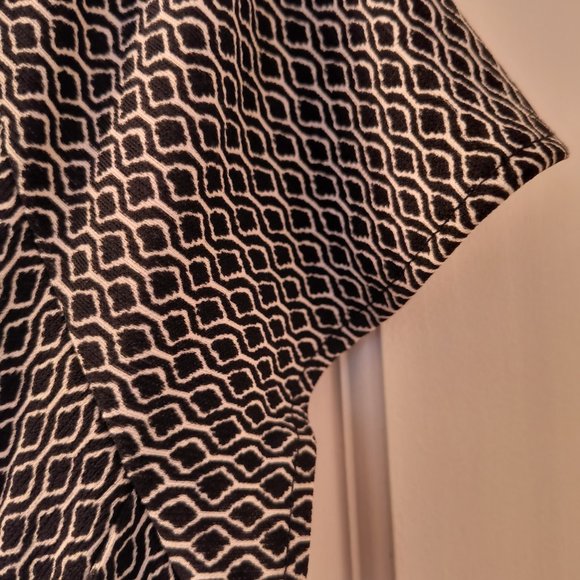 Talbots Geometric Print Dress - B/W - Size Medium (M) - Picture 6 of 9